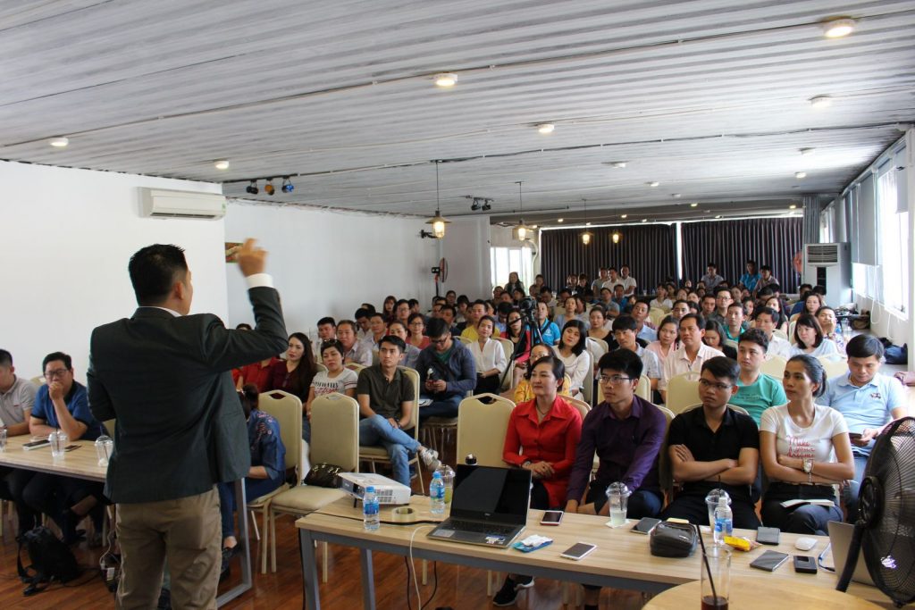 TALKSHOW ĐẦU TIÊN CỦA NĂM KỶ HỢI 2019