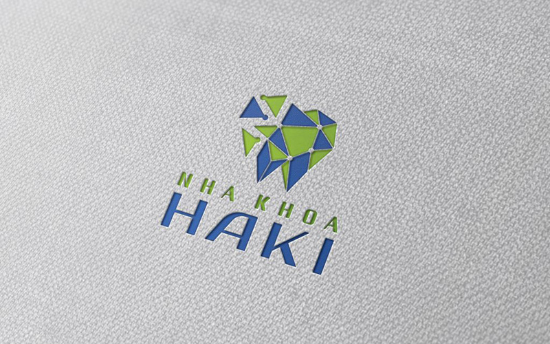 Thương hiệu nha khoa Haki Dental do chuyên gia tư vấn đặt tên và thiết kế Logo.