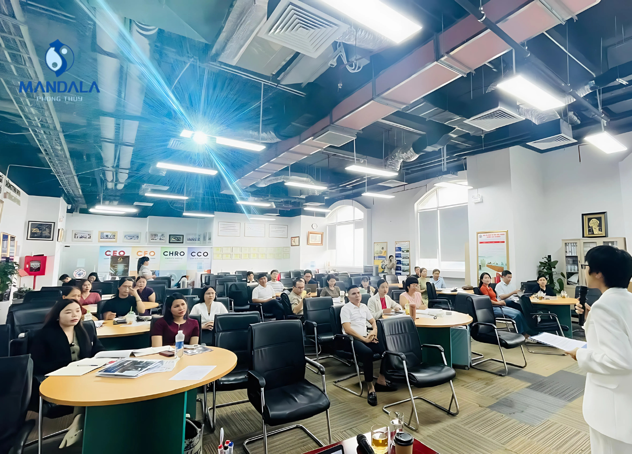 lớp học giám đốc marketing 