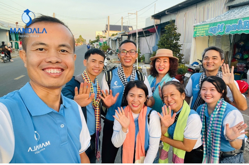 Khởi hành từ sương sớm, Chuyến đi Đồng Tháp là hành trình lan tỏa tình người, nơi những mái nhà mới được dựng xây từ lòng trắc ẩn