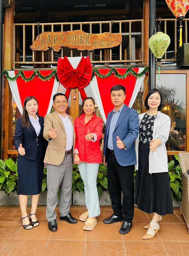 Tái định vị Lake House Resort