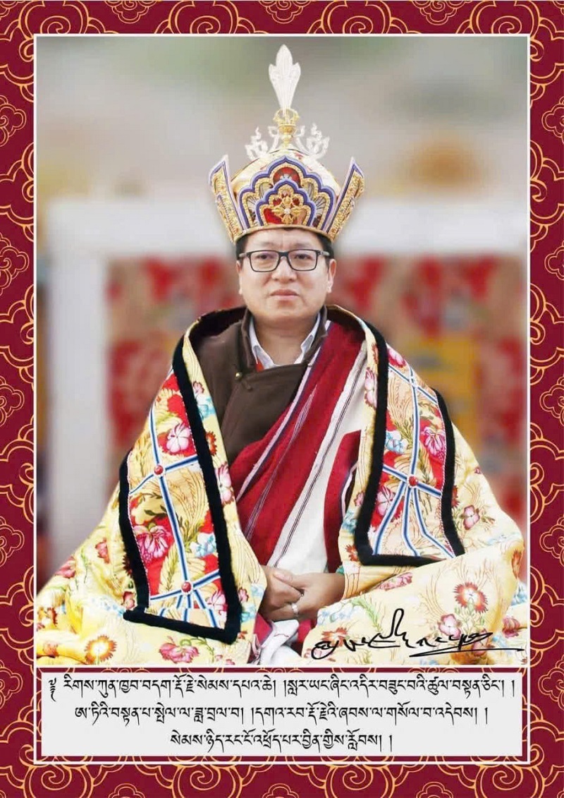 monk-rinpoche-tu-vien-phat-giao-tay-tang-trang-nghiem
