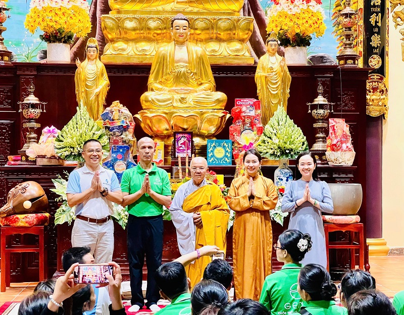 trai-dan-duoc-su-that-chau-chua-long-an-2026