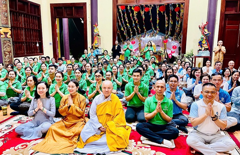 trai-dan-duoc-su-that-chau-tai-chua-long-an-nam-binh-ngo-2026-1