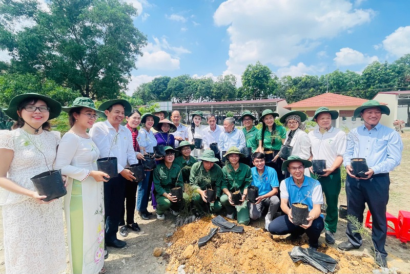 trong-cay-tich-phuc-bi-quyet-gieo-mam-phuc-duc-truong-ton