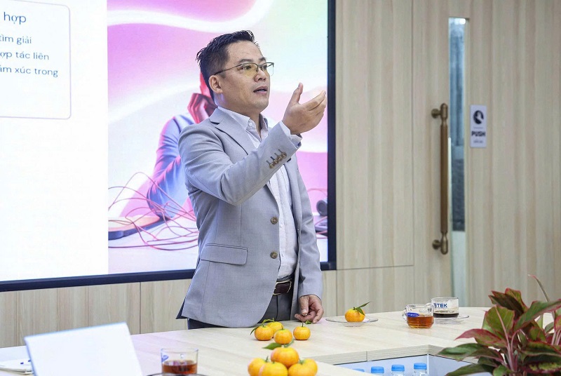 chuyen-gia-nguyen-ngoan-dao-tao-ve-quan-tri-tam-thuc-tinh-thuc