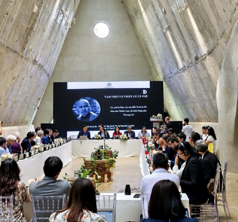 trung-nguyen-legend-he-sinh-thai-ca-phe-3-chieu-kich