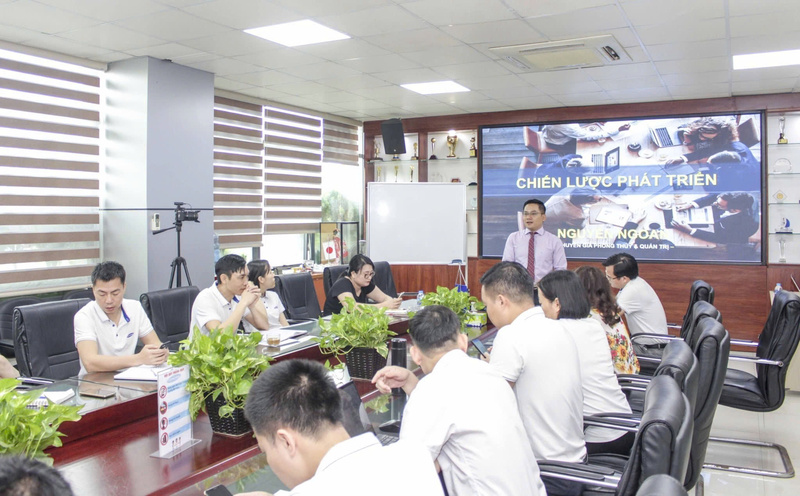 chi-phi-hoc-phong-thuy-co-ban-den-chuyen-sau