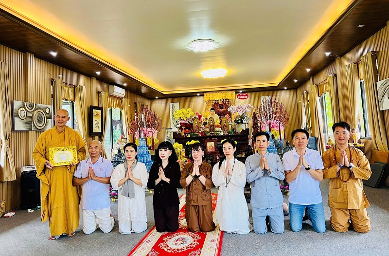 giu-truc-noi-luc-va-chiem-nghiem-bai-hoc-linh-hon