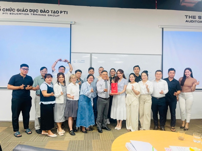 HỌC PHONG THỦY CÓ THỂ HÀNH NGHỀ KHÔNG? CƠ HỘI VÀ THÁCH THỨC