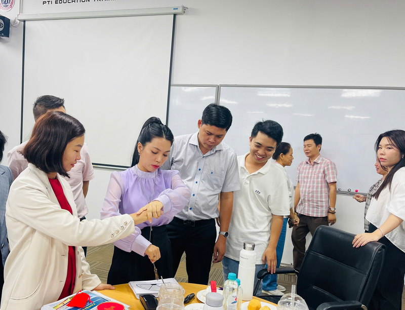gio-hoc-phong-thuy-nguyen-ngoan