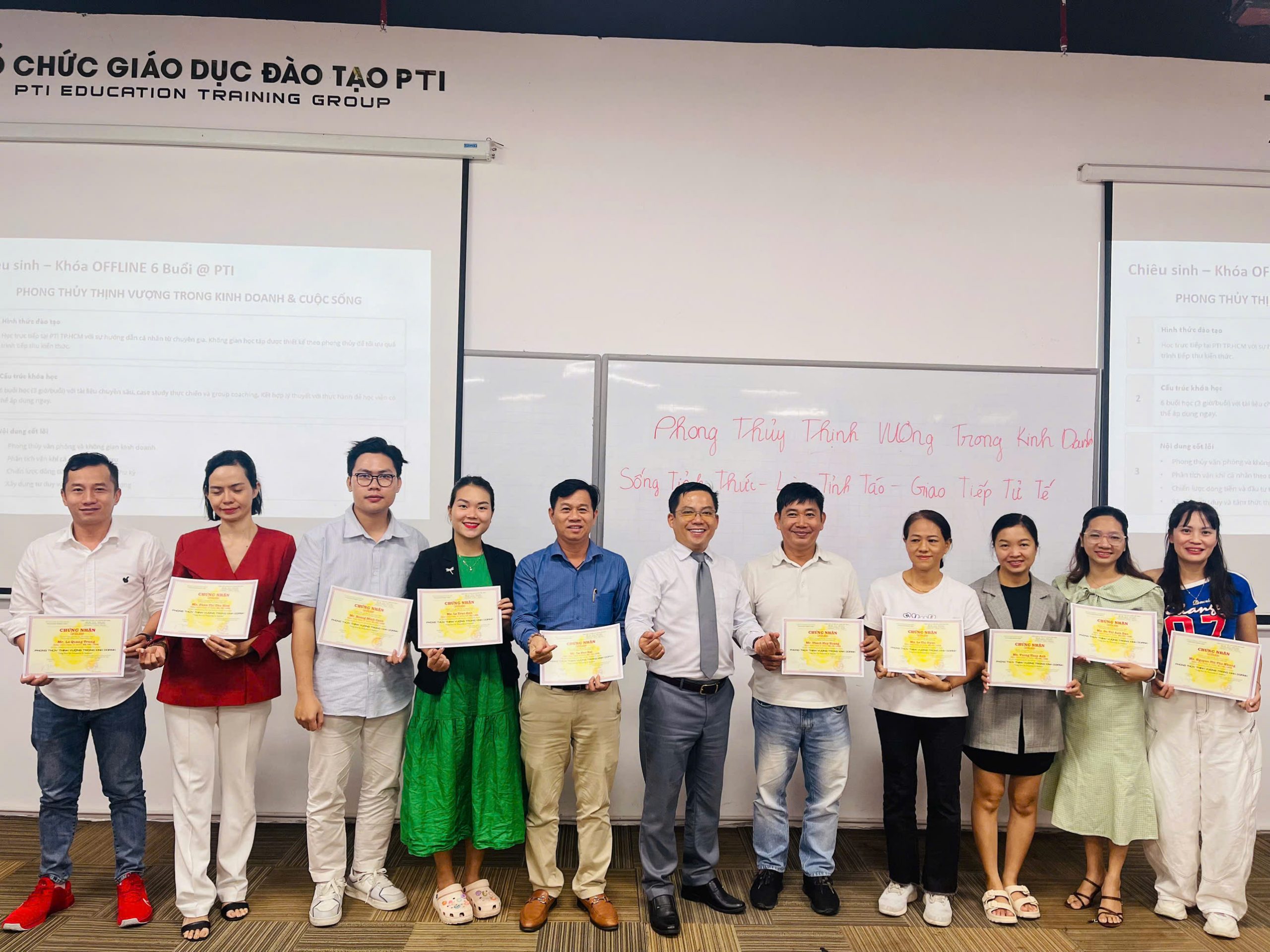 hoc-phong-thuy-online-nhan-chung-chi