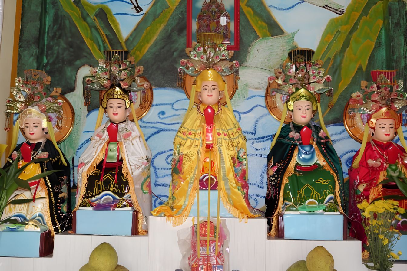 Mẹ Ngũ Hành