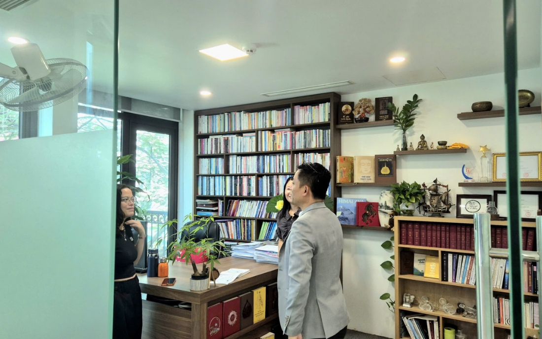 ứng xử khôn ngoan trước thị phi